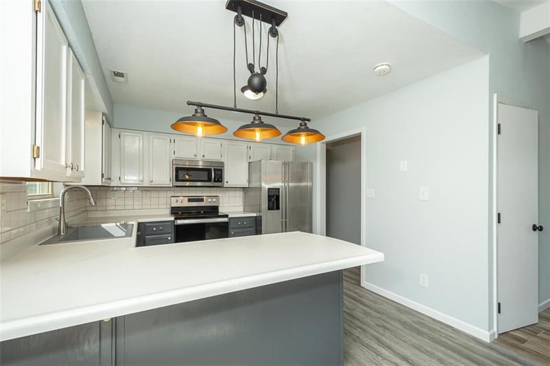 3668 Colorado Rd, Pomona, KS 66076