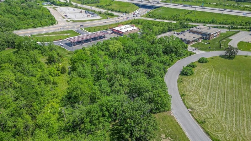 11200 Quincy Ave, Kansas City, MO 64137