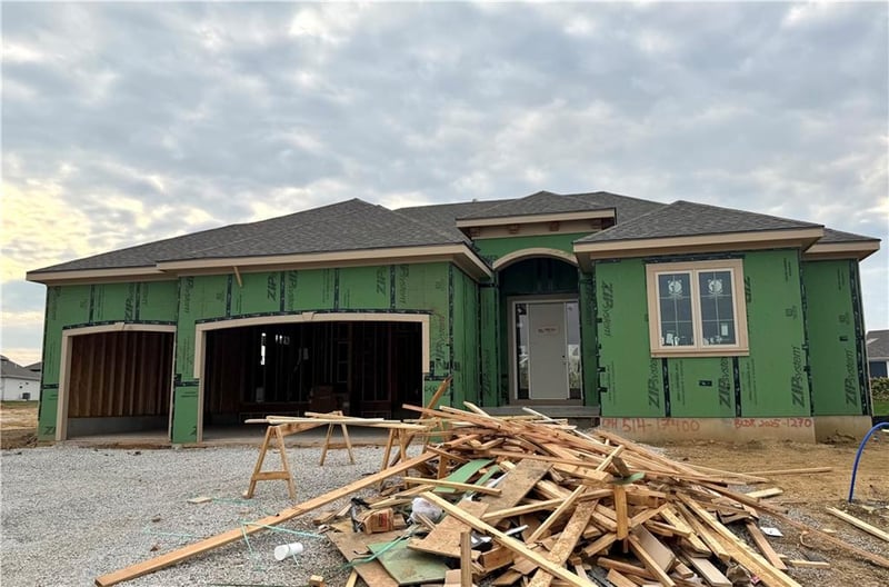 17400 Parkhill St, Overland Park, KS 66221