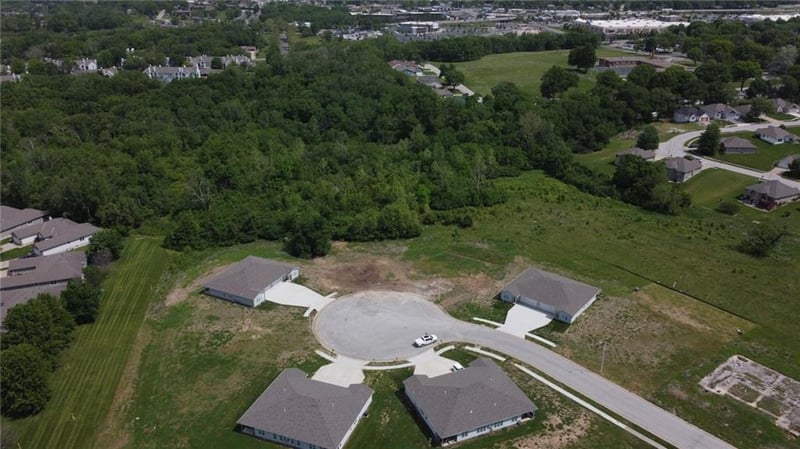 4537 Appleton Ave, Kansas City, MO 64133