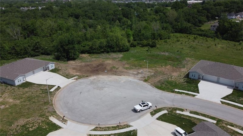 4541 Appleton Ave, Kansas City, MO 64133