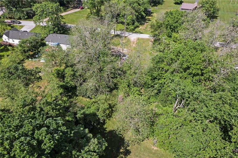 5237 Merrimac Ave, Kansas City, MO 64151