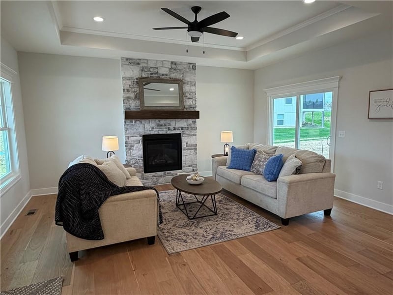 1642 157th Ter, Basehor, KS 66007
