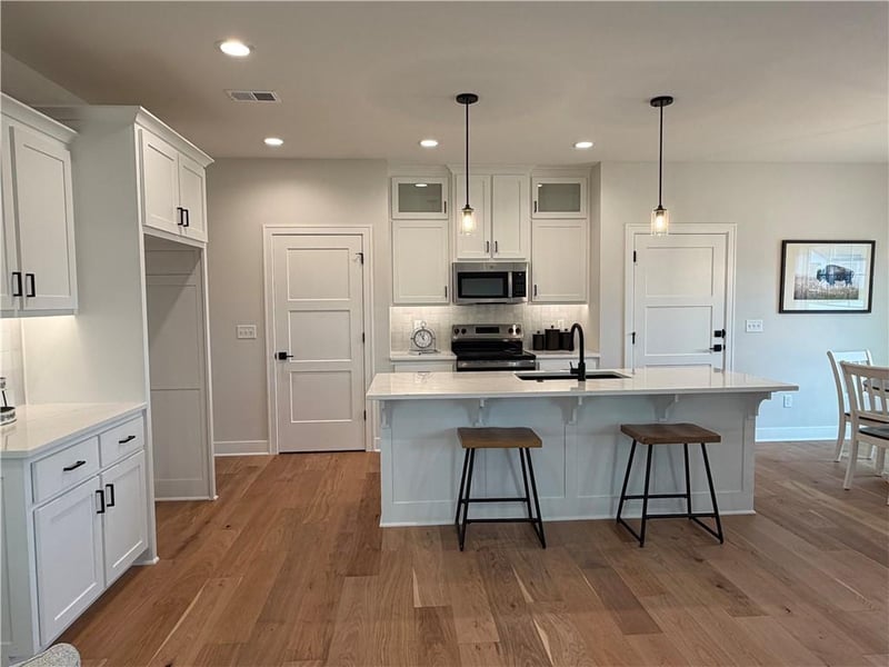 1642 157th Ter, Basehor, KS 66007