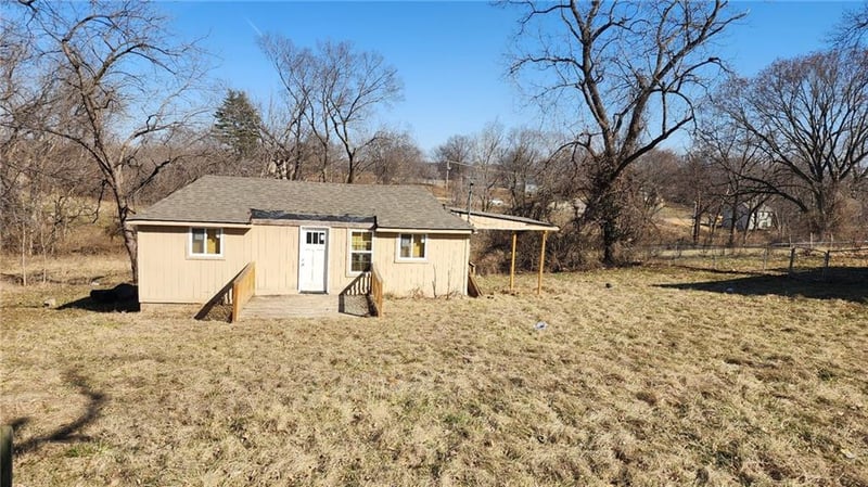 3933 N Lister Ave, Kansas City, MO 64117