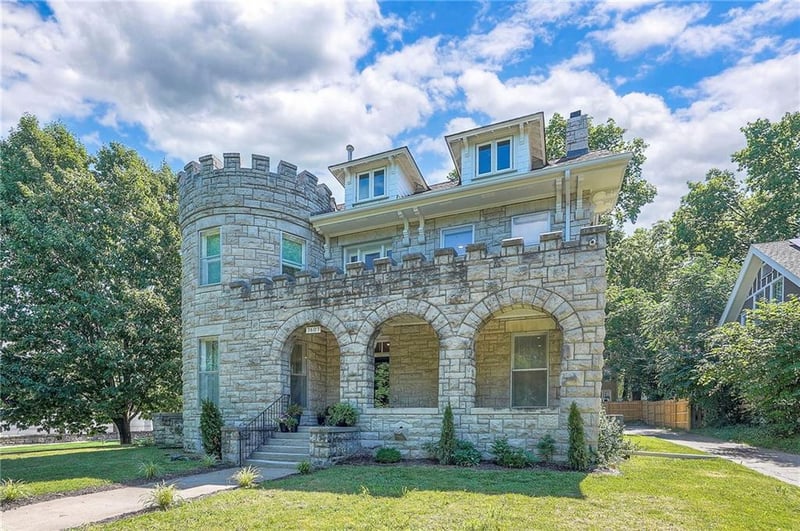 3607 Pennsylvania Ave, Kansas City, MO 64111