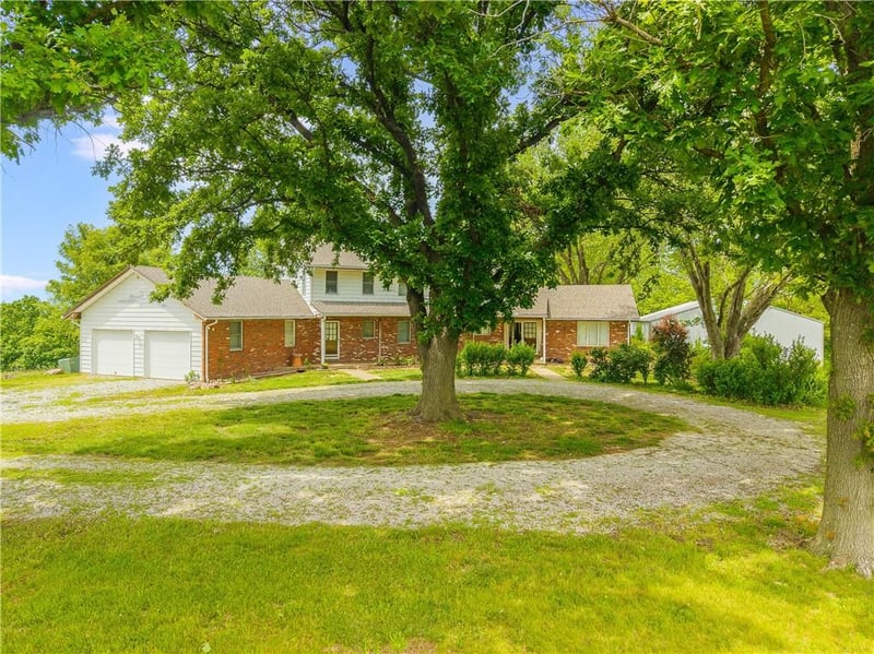 13220 Missouri 45 Hw, Parkville, MO 64152