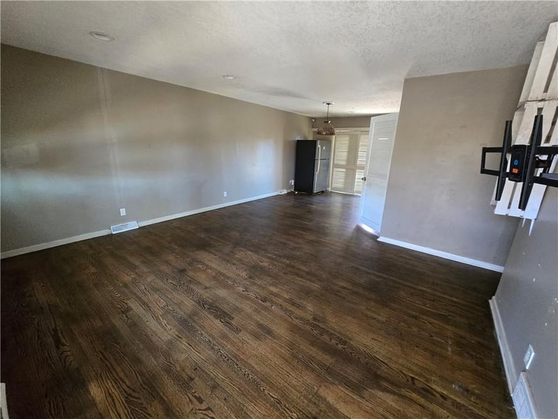 4947 Newton Ave, Kansas City, MO 64119