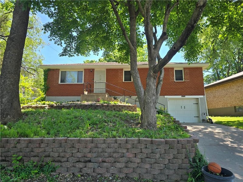 4947 Newton Ave, Kansas City, MO 64119