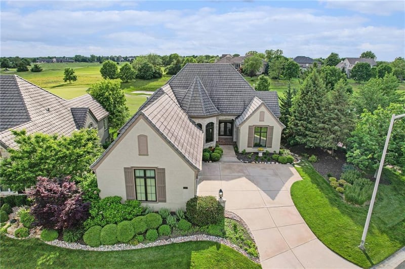 14008 Nicklaus Dr, Overland Park, KS 66223