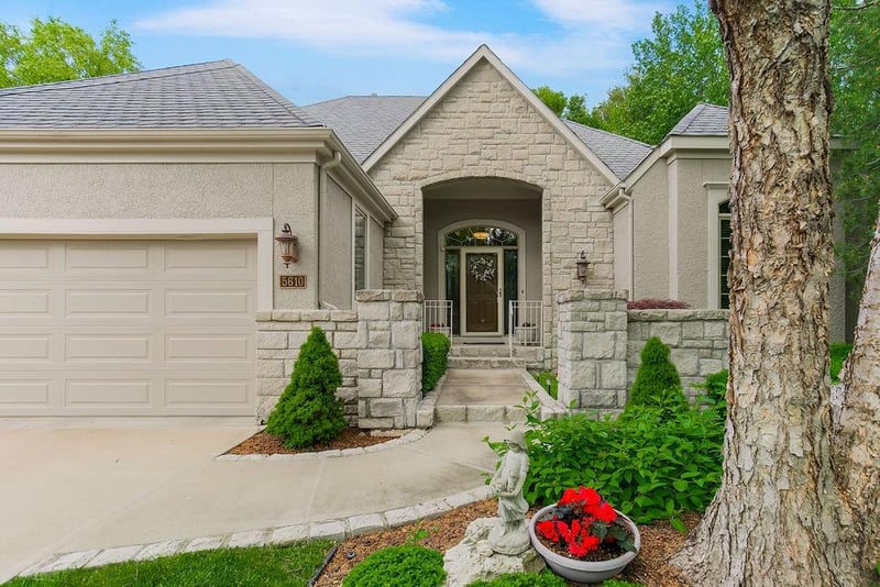 5610 W 131 Ter, Overland Park, KS 66209