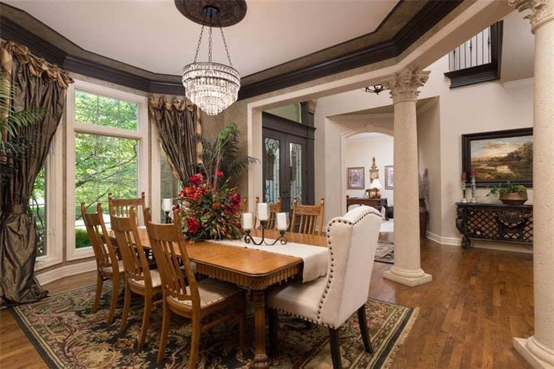 14301 Briar St, Leawood, KS 66224
