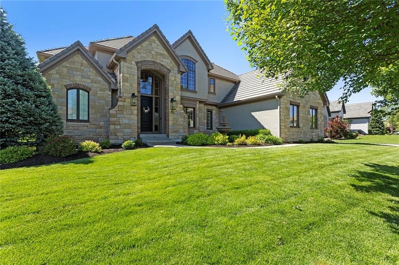 10603 N Dalton Ave, Kansas City, MO 64154