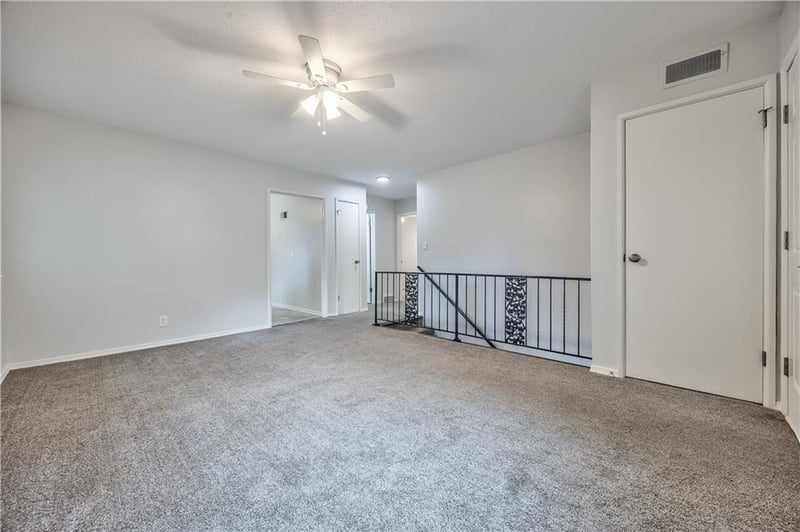 9415 Bluejacket St, Overland Park, KS 66214