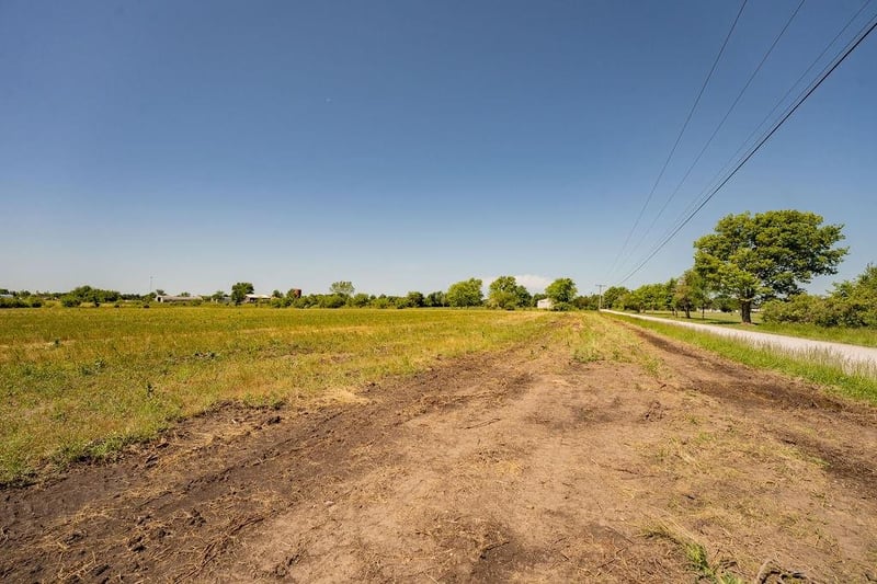 291 St, Harrisonville, MO 64701
