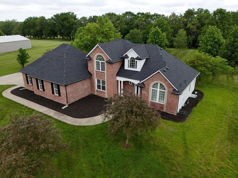 24704 Woodland Cir, Lee's Summit, MO 64086