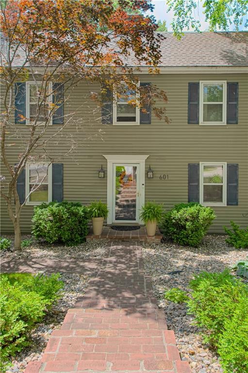 601 NW 41st St, Kansas City, MO 64116
