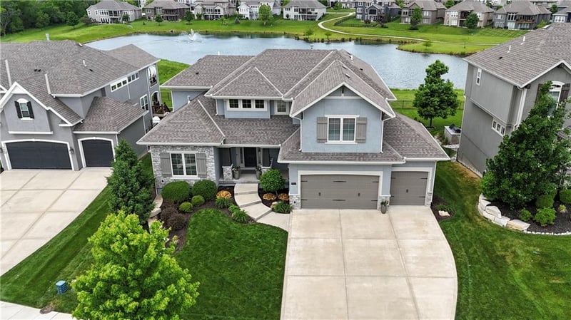 9854 Saddletop St, Lenexa, KS 66227