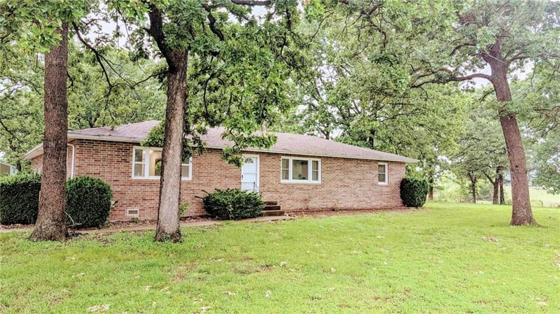 9550B S 325 Rd, El Dorado Springs, MO 64744