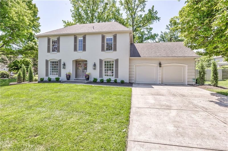 5611 W 91st St, Overland Park, KS 66207