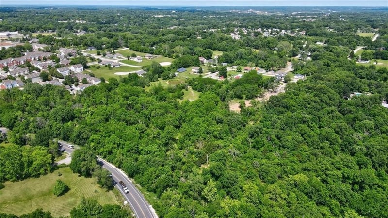 5001 Noland Rd, Kansas City, MO 64136