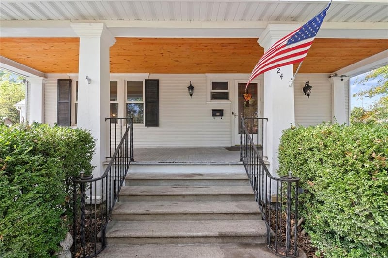 424 Elm St, Ottawa, KS 66067