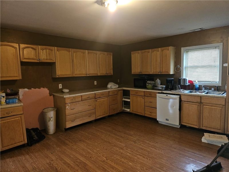 102 South St, Rayville, MO 64084