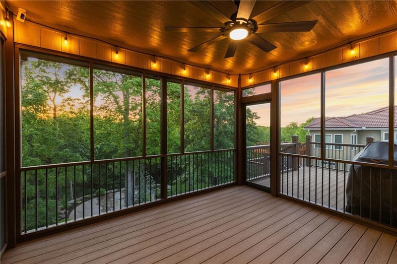 4424 NE Shadow Valley Cir, Lee's Summit, MO 64064