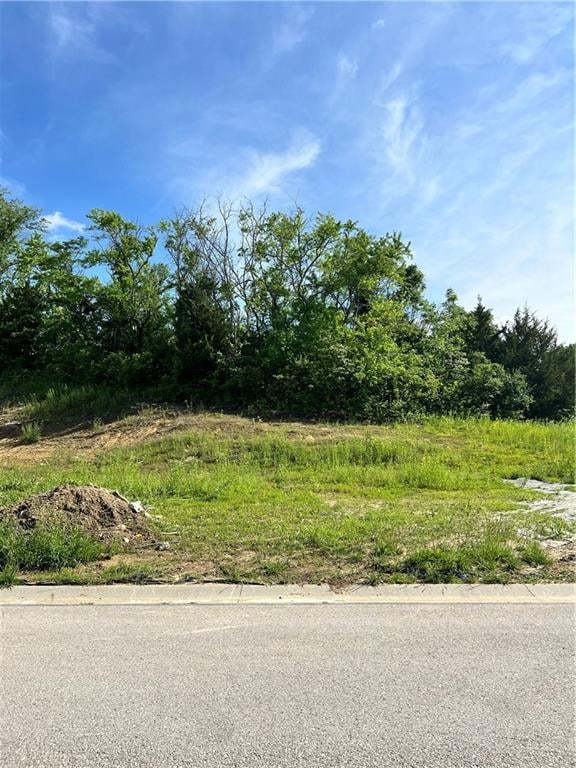360 Overlook St, Olathe, KS 66061
