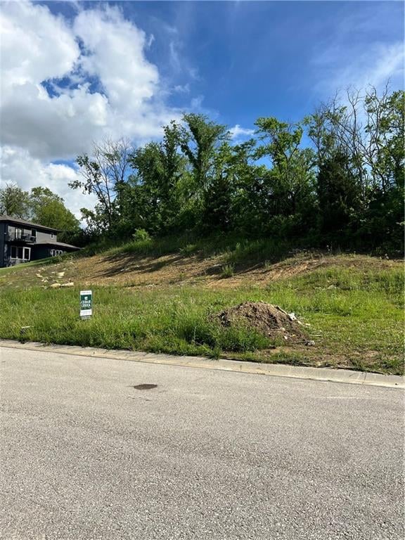 360 Overlook St, Olathe, KS 66061