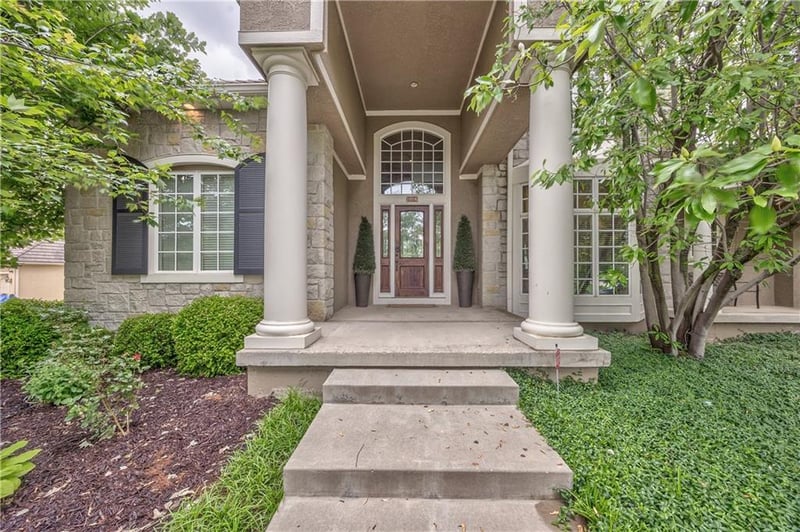 14606 Granada Rd, Leawood, KS 66224