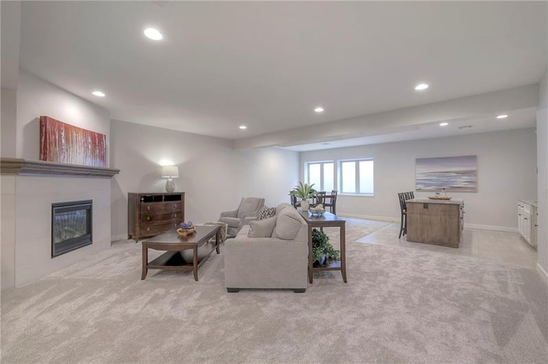 12505 138th Pl, Overland Park, KS 66221