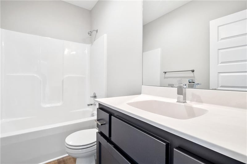 25437 149th Ter, Olathe, KS 66061