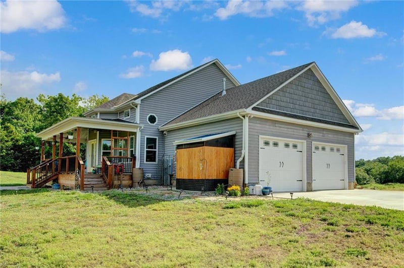 13875 182nd St, Linwood, KS 66052