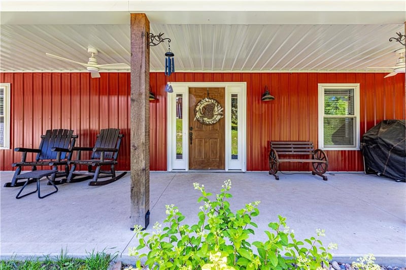 1295 SE 216th St, Lathrop, MO 64465