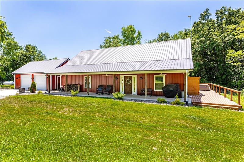 1295 SE 216th St, Lathrop, MO 64465