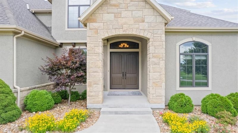 6555 W 188th St, Stilwell, KS 66085