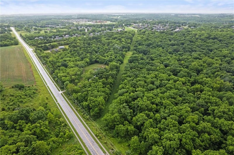 11315 Hollingsworth Rd, Kansas City, KS 66109