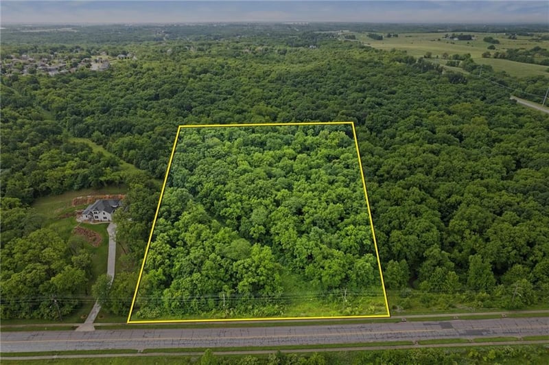 11315 Hollingsworth Rd, Kansas City, KS 66109