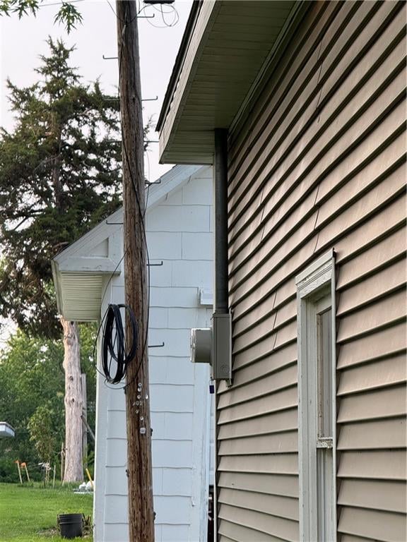 339 E 3rd St, Lawson, MO 64062