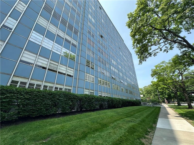333 W Meyer Blvd #414, Kansas City, MO 64113