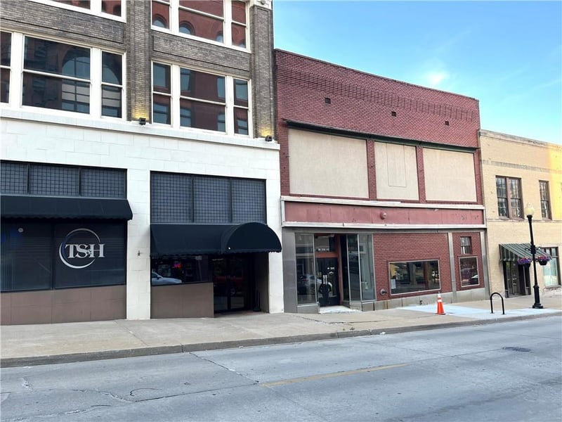 706 Felix St, St Joseph, MO 64501