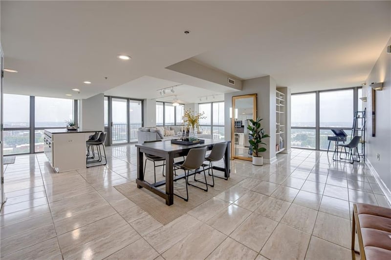 600 E Admiral Blvd #1108, Kansas City, MO 64106