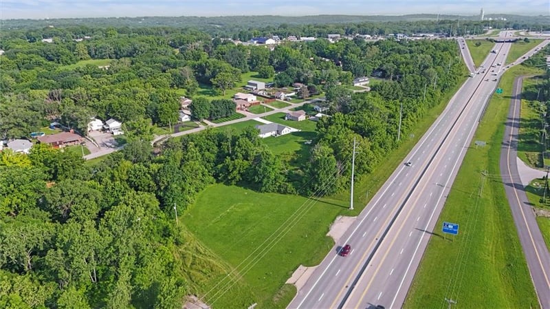 320 M 291 Hw, Independence, MO 64050