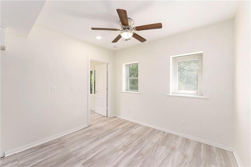 3428-3430 E 9th St, Kansas City, MO 64124