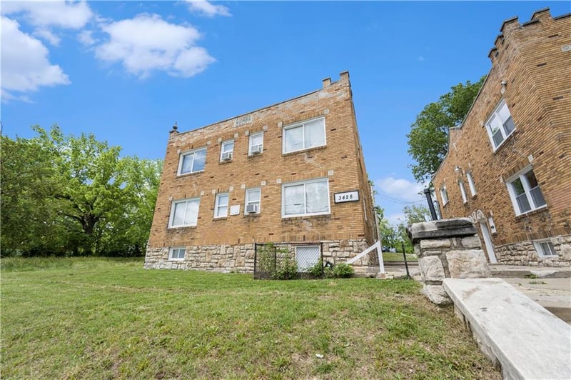 3428-3430 E 9th St, Kansas City, MO 64124
