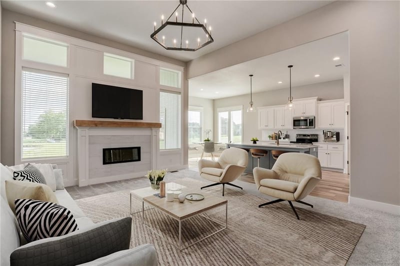 18722 169th Ter, Olathe, KS 66062