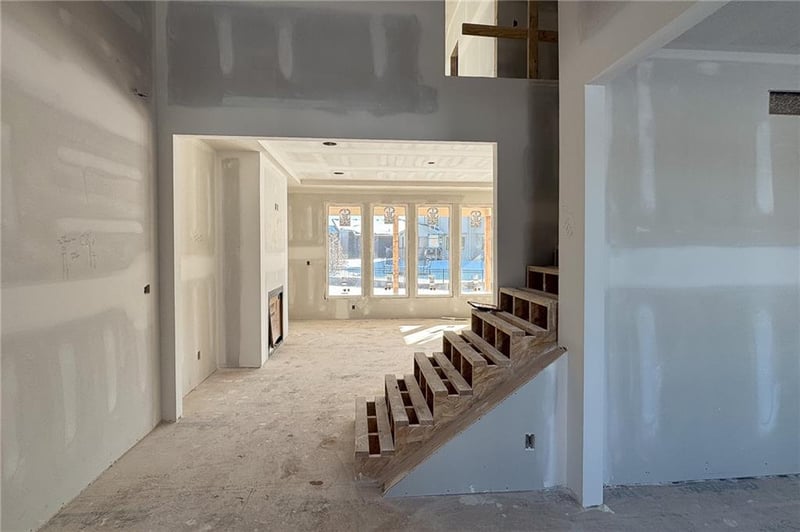 21901 99th Ter, Lenexa, KS 66220
