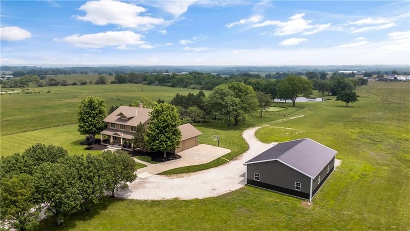 30837 Spring Valley Rd, Louisburg, KS 66053