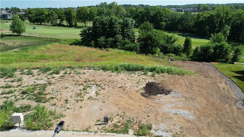 8543 Mckinley Ave, Kansas City, MO 64157